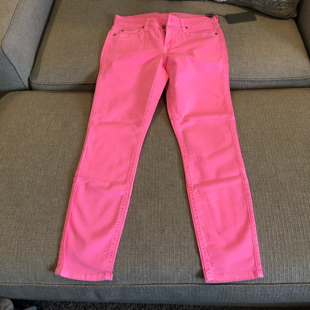 Seven for All Mankind Neon Cropped Jeans. Size 28